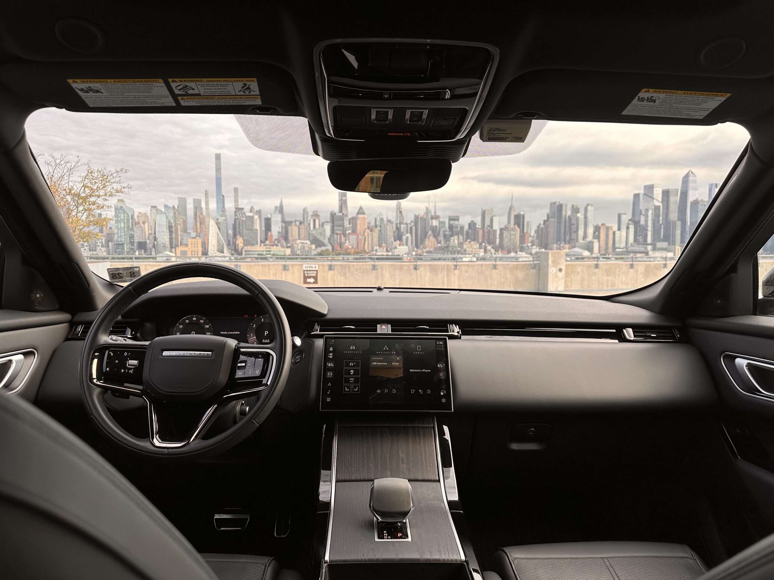 Land Rover Range Rover Velar 2024 - Image 5