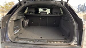 Land Rover Range Rover Velar 2024 - Image 10