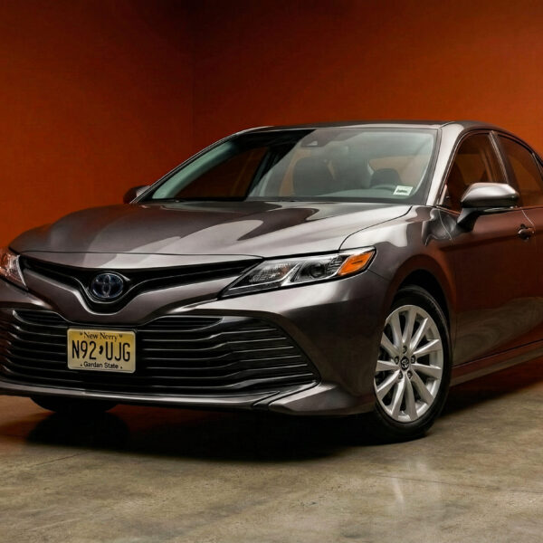 Toyota Camry 2025